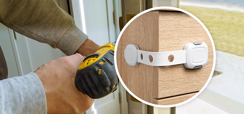 Childproof Sliding Door Locks in Dinuba, CA