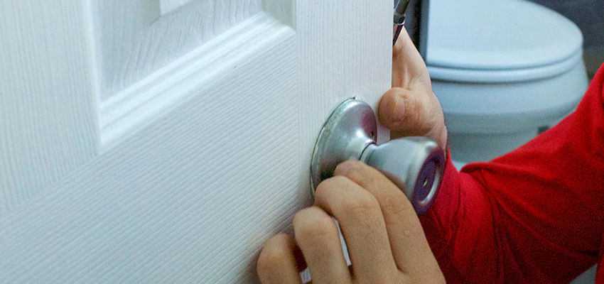 Vintage Door Knob Replacement in Dinuba, CA