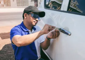 Car Locksmith in Dinuba, CA